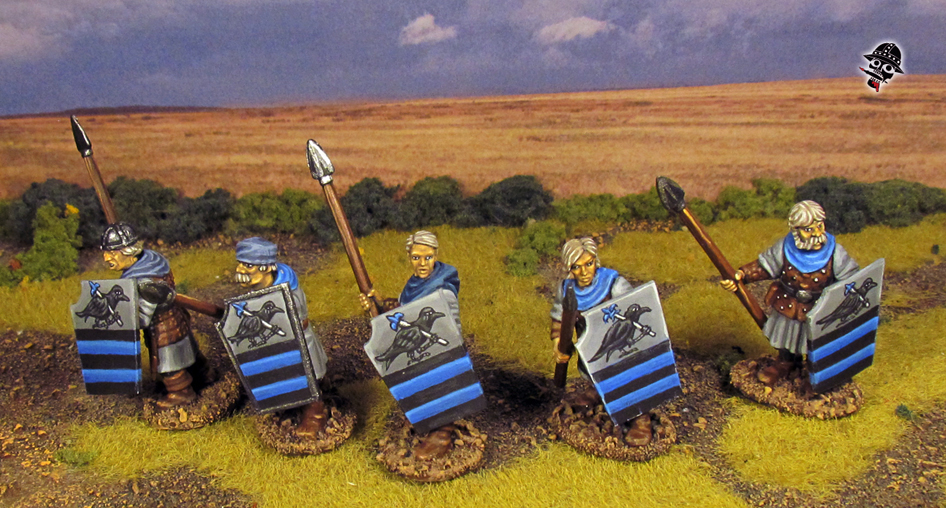 Bretonnian Women Men at Arms Warhammer Old World from Oathmark Miniatures painted by Neldoreth - An Hour of Wolves & Shattered Shields