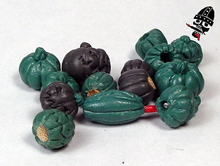 Pile Jack-o-lanterns sculpted but not yet from  painted by Neldoreth - An Hour of Wolves & Shattered Shields